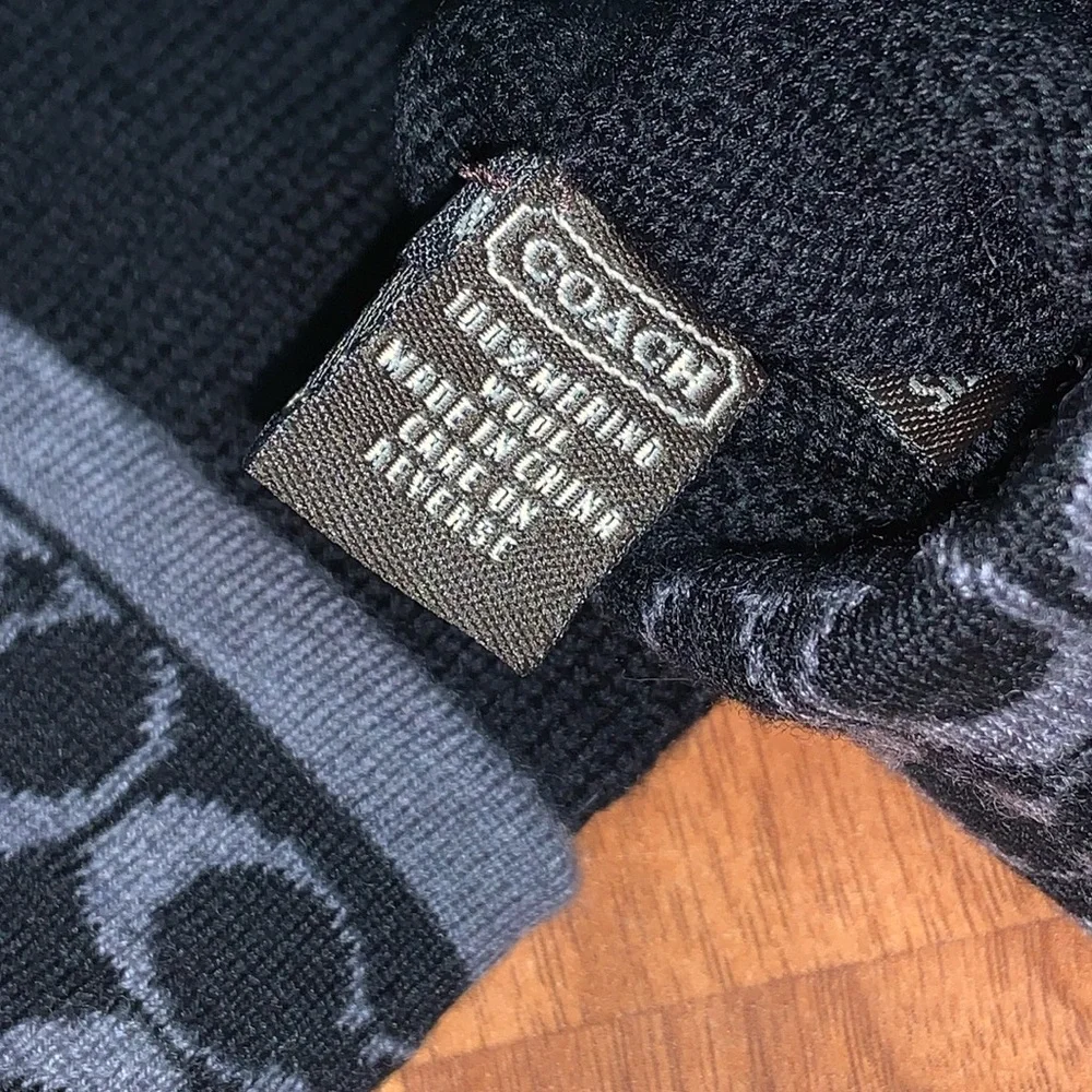 Authentic Coach Merino Wool Gloves